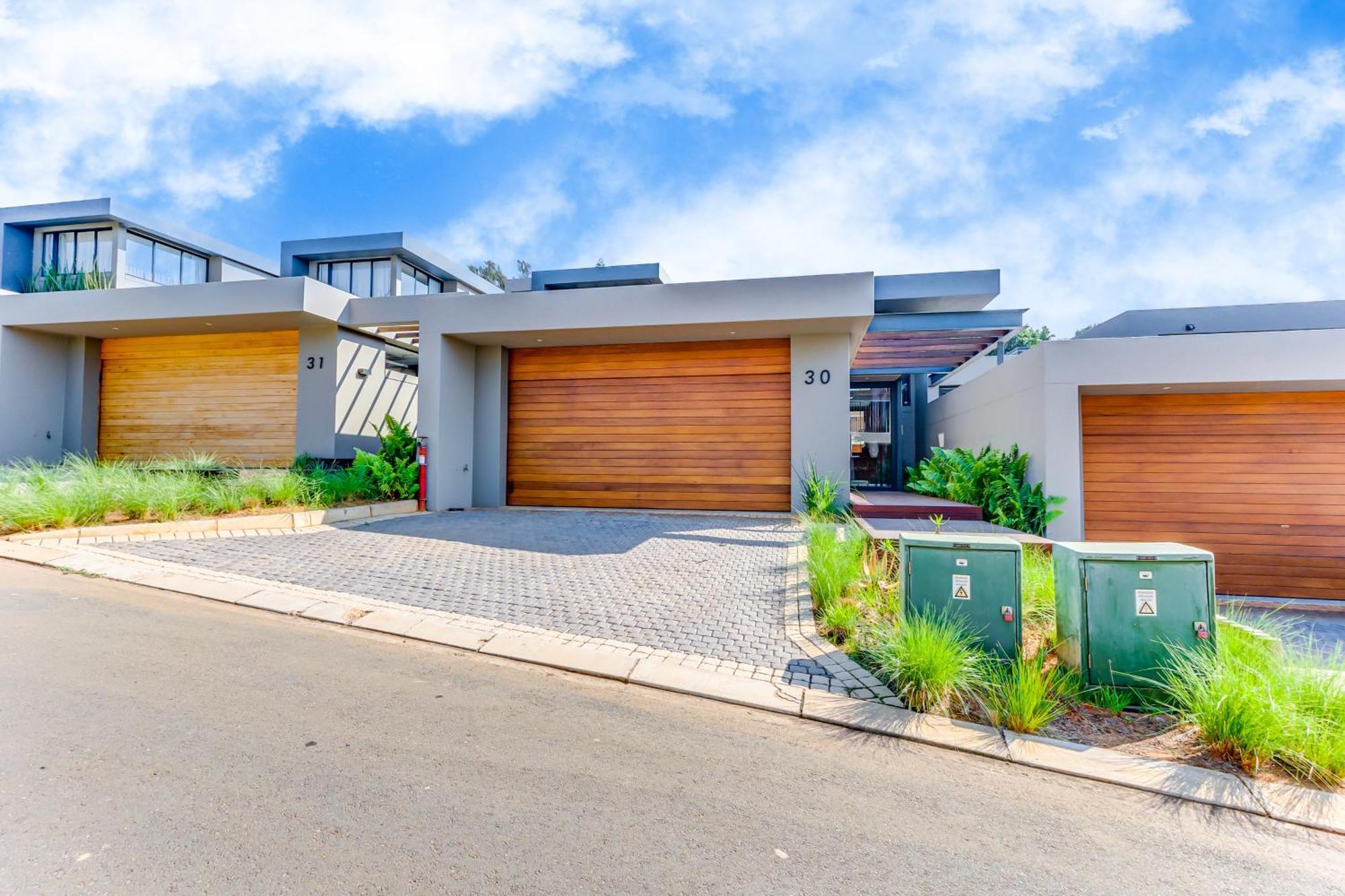 30 Tahari Coastal Estate Apartment *
